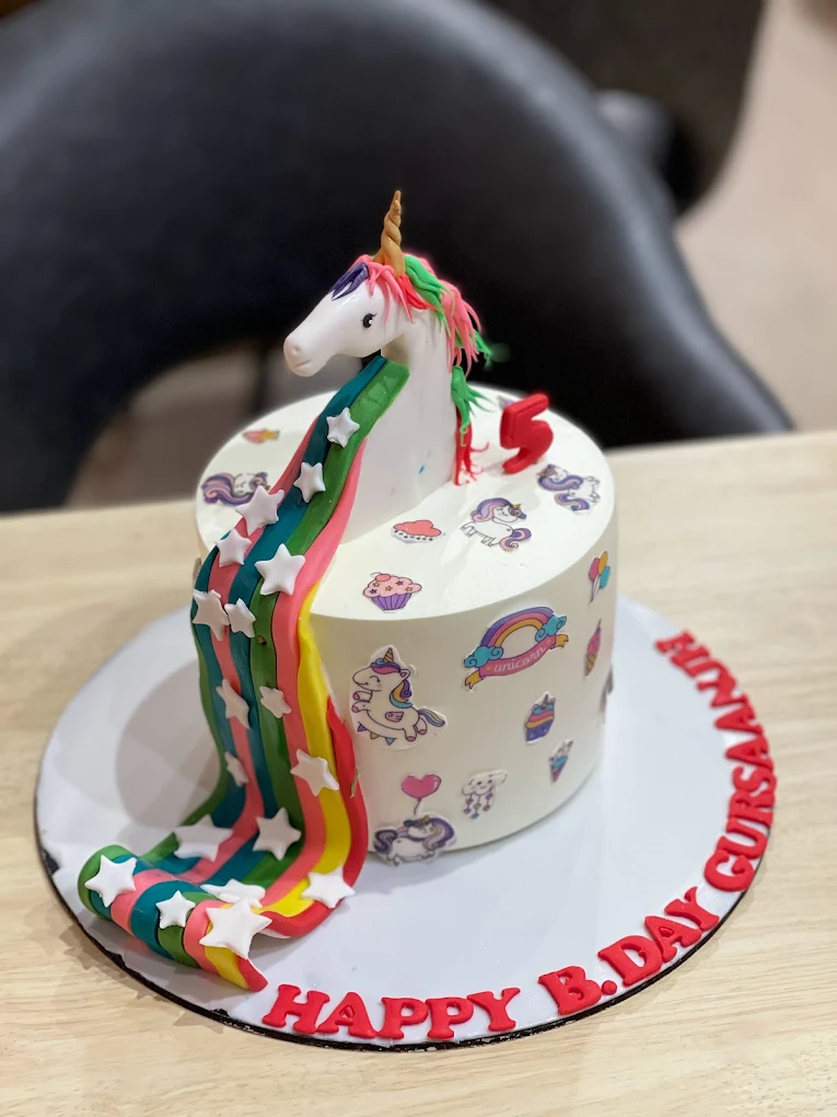 Customized Cakes